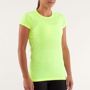 Lululemon swiftly tech Top 6 yellow